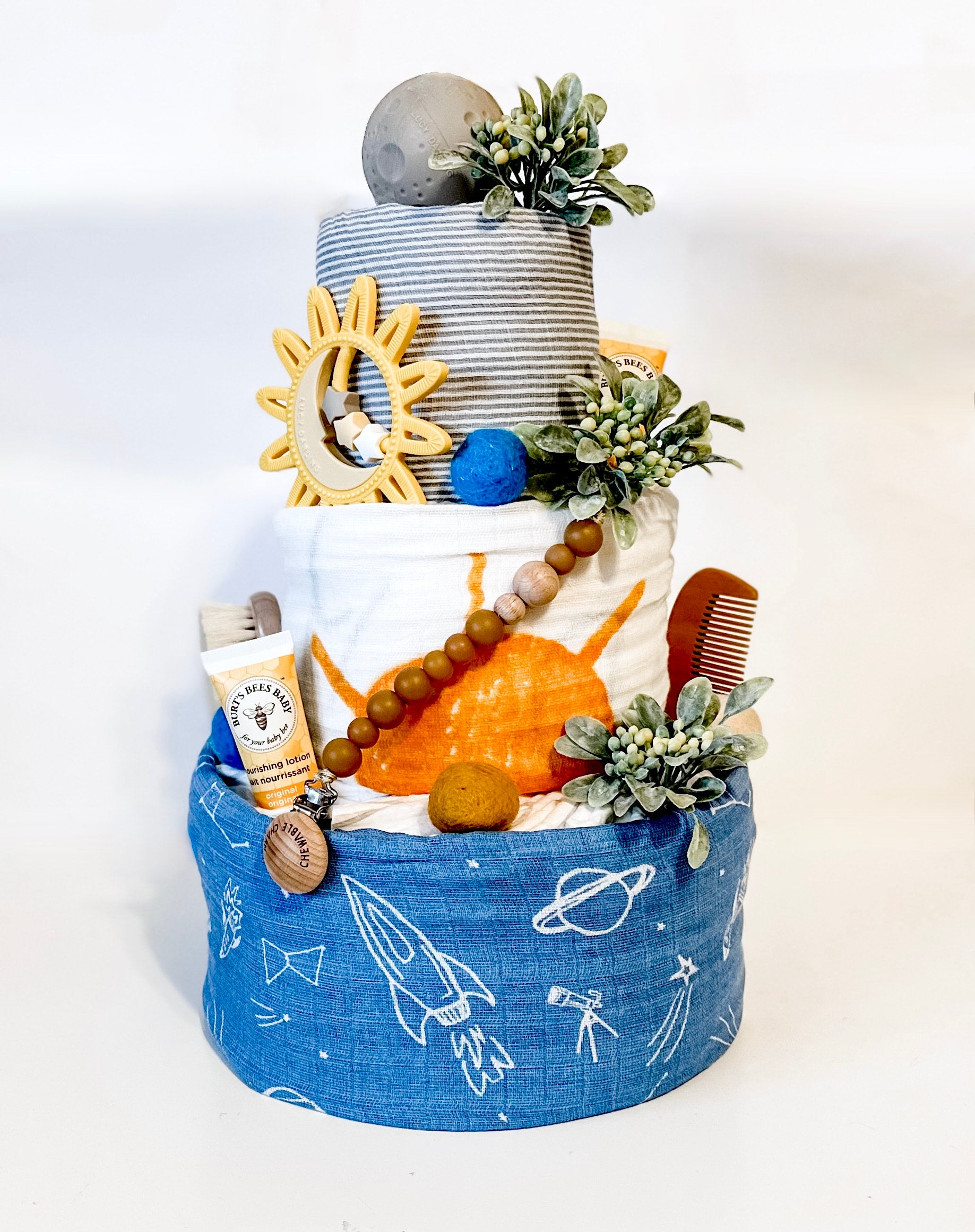 Space diaper hot sale cake