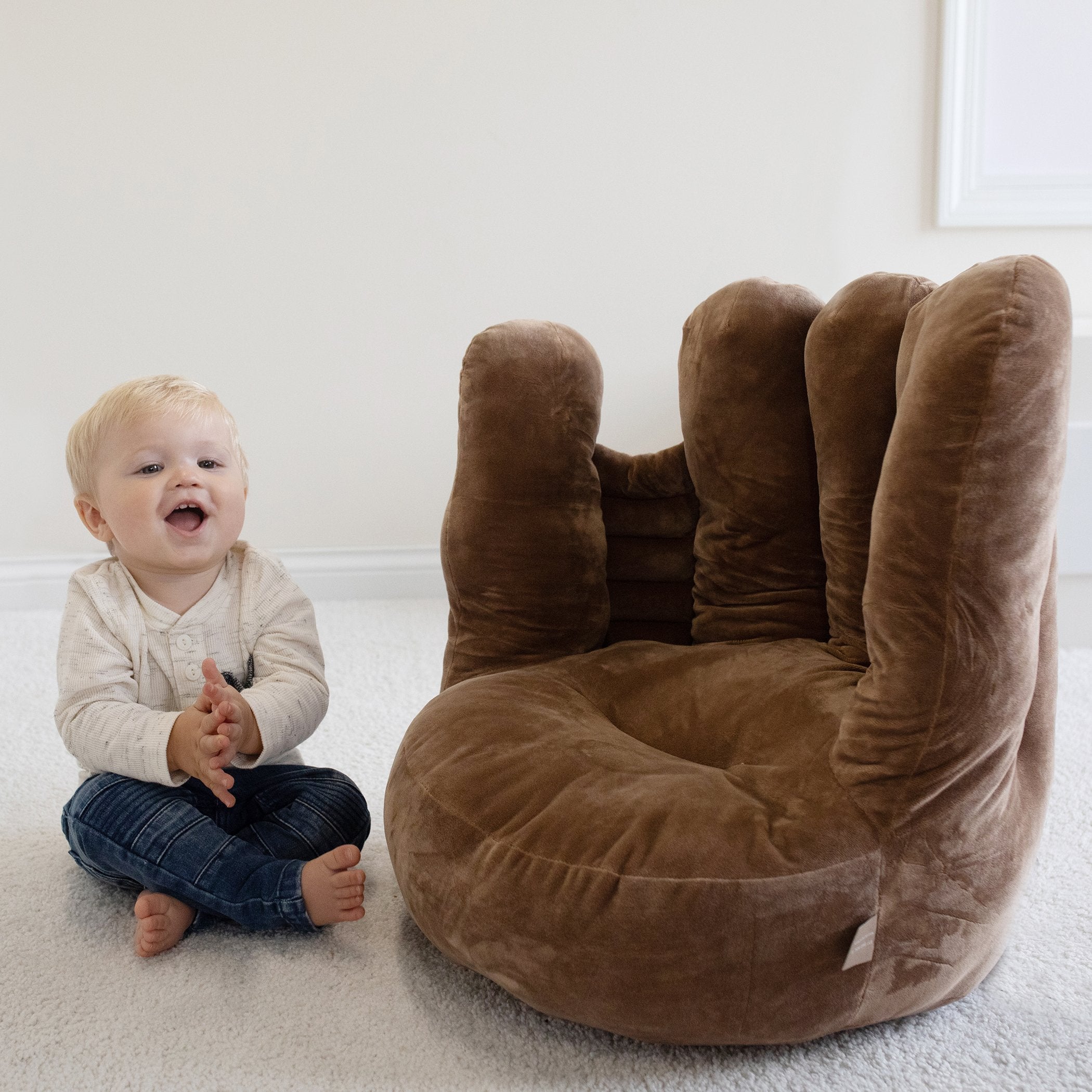 Baseball mitt 2025 bean bag chair